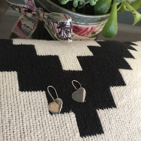 925 Sterling silver dangle heart earrings - Picture 1 of 5